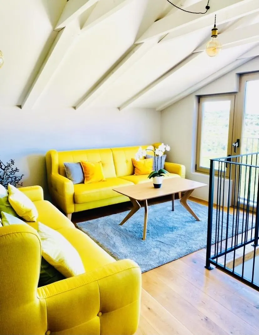 Hotel Casa Dante - Boutiquehouse Tomr Momjan Rezort