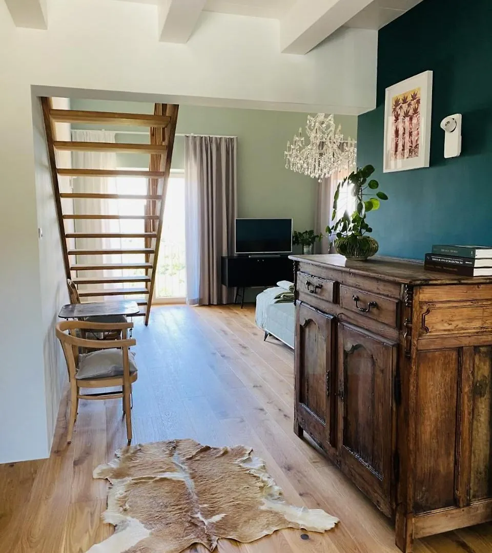 Rezort Hotel Casa Dante - Boutiquehouse Tomr Momjan