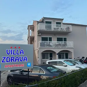 villa-zdrava.hotels-in-trogir.com/