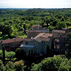 L'abbraccio Della Quercia Apartment